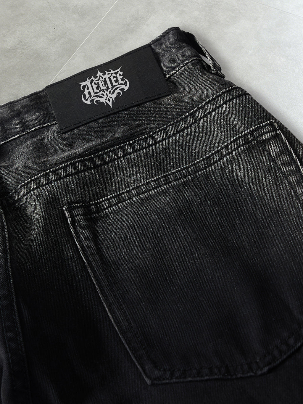 Q One Piece Cartoon Swaps Jeans