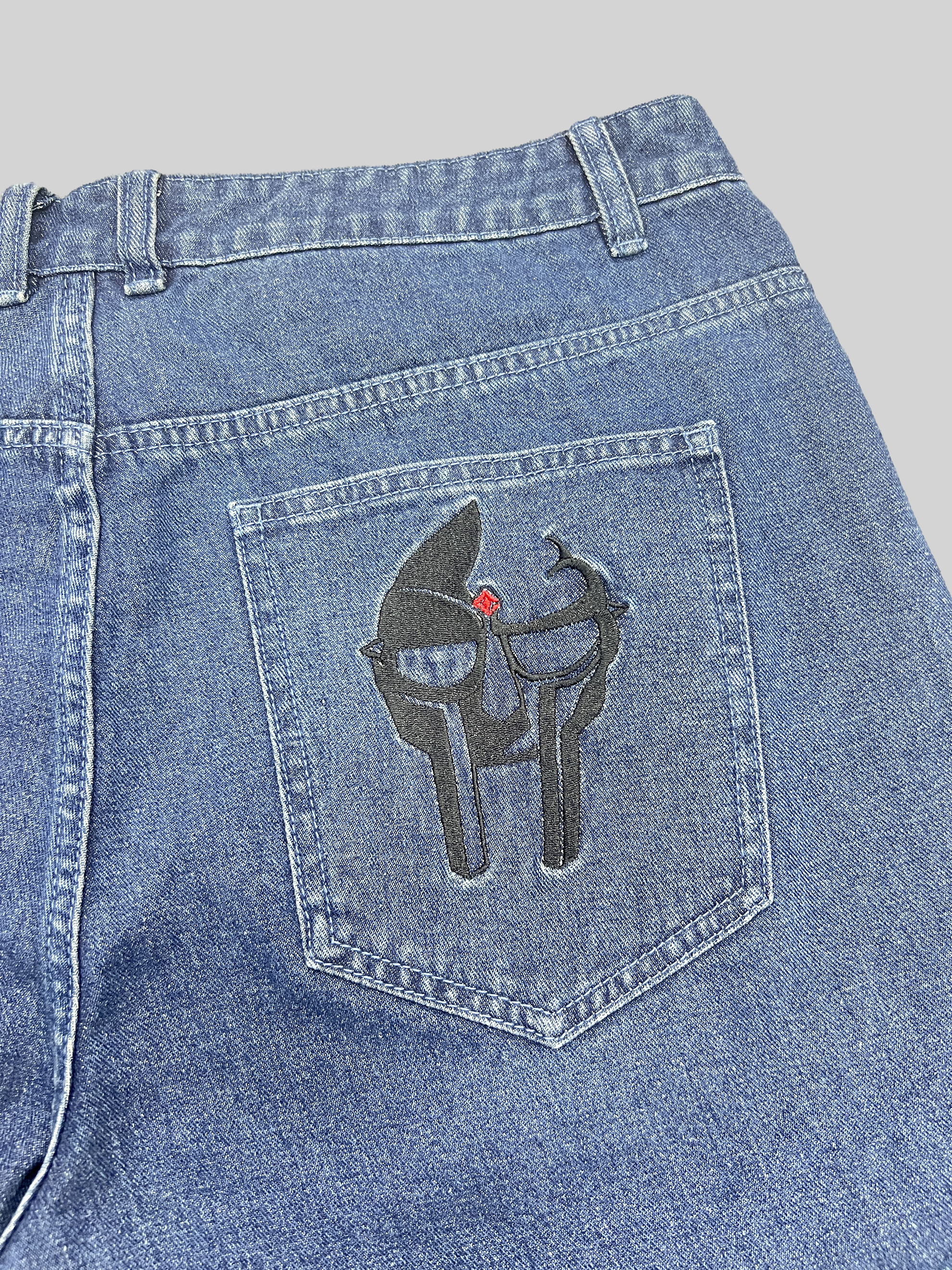 AeeteeJeans Embroidery Baggy Jorts